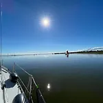 Hausboot Rosi Mit Kajak In Botel Ribnitz-Damgarten